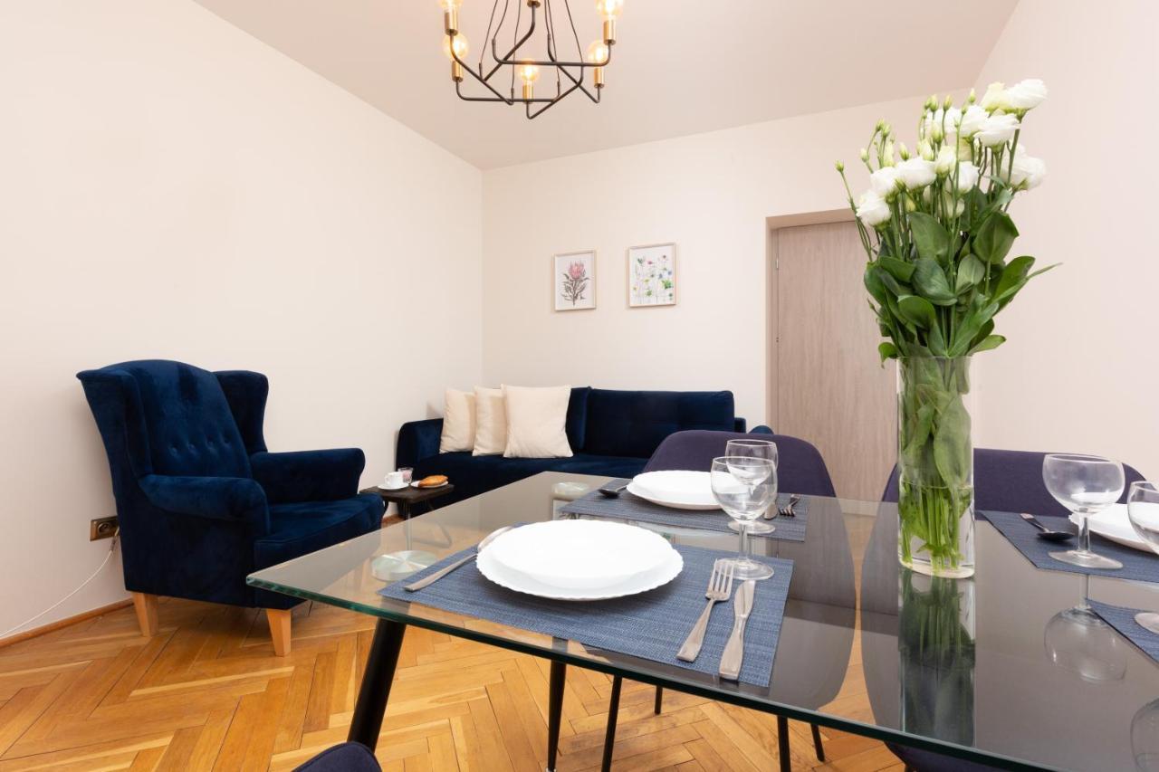 City Center Apartment Elektoralna By Noclegi Renters Warschau Exterior foto